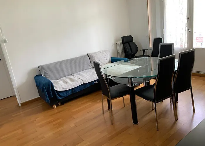 Un Appartement Proche De Paris